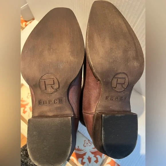 ROPER Women’s Western Brown Tooled Shaft Leather Short Boot. NWT SIZE 9.5 - Picture 7 of 10